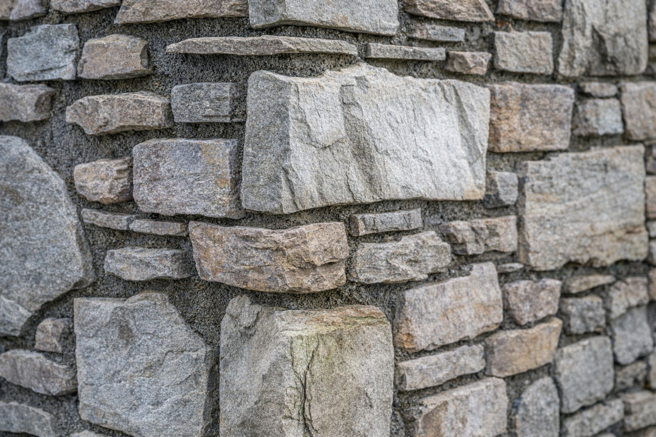Stone masonry